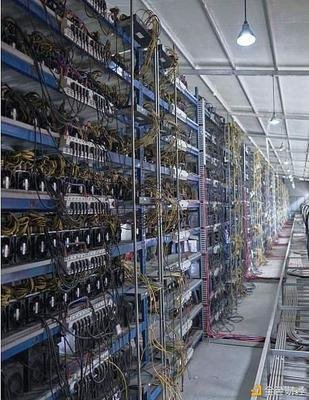 A bustling mining farm hosting advanced rigs, symbolizing the predicted growth in earnings by 2025